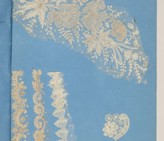 Exemples de bleus de dentelle conservés dans les archives Duvelleroy © Duvelleroy